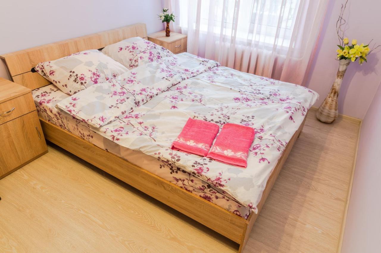 112 Вулиця Велика Васильківська Kiev Extérieur photo