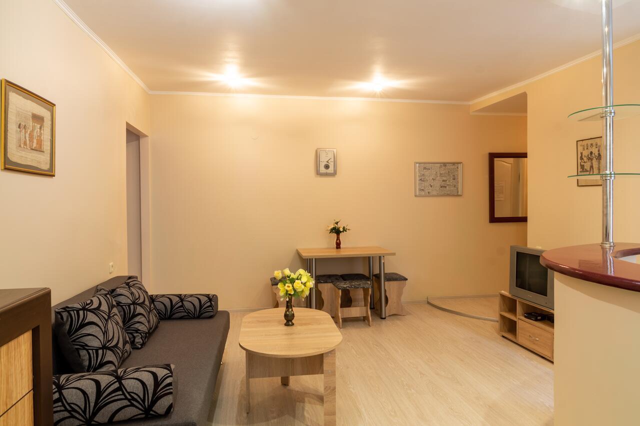112 Вулиця Велика Васильківська Kiev Extérieur photo